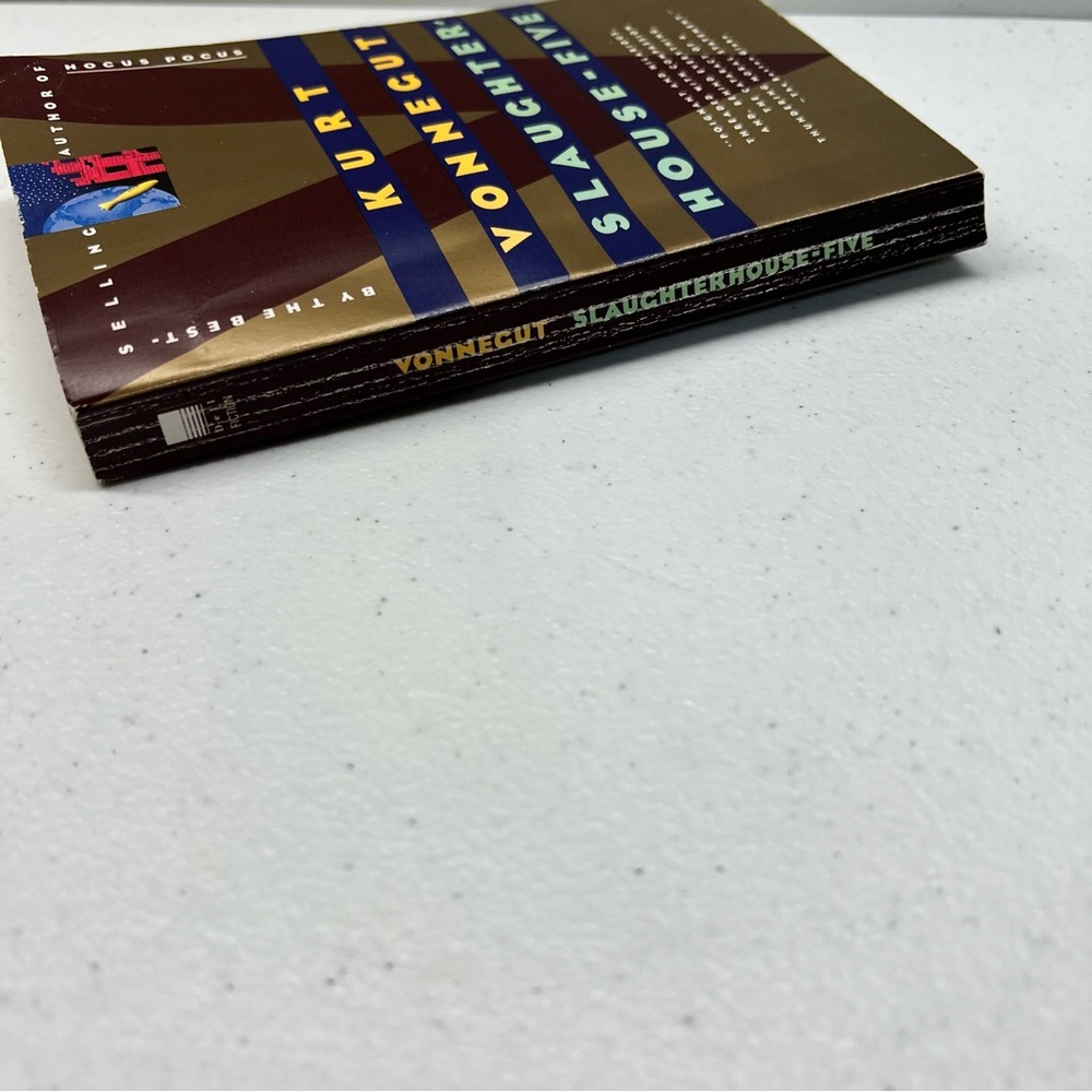 KURT VONNEGUT Slaughterhouse Five 1991 Paperback Edition - Picture 6 of 7